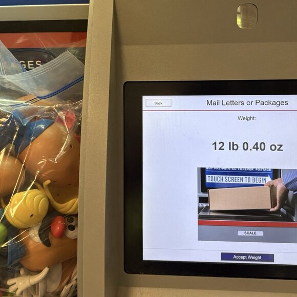 HUGE MR MRS POTATO HEAD Toy Lot 12.4# 20 Potatos Plus Parts Play School Daycare - Picture 9 of 9